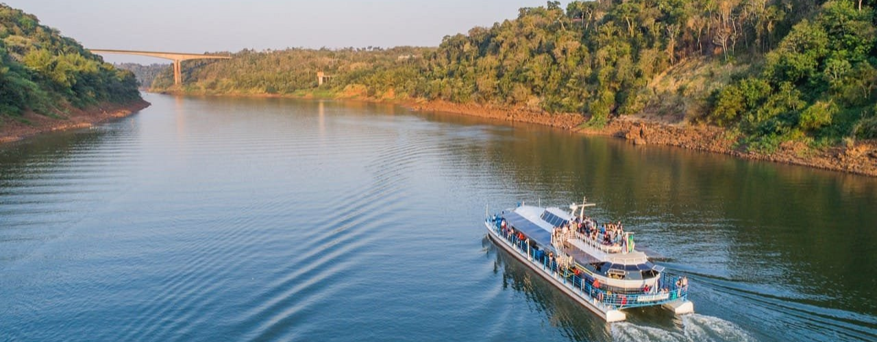 Catamaran Iguazu